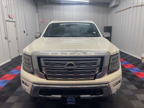 Used 2023 Nissan Titan Platinum Reserve w/ Moonroof Package image 7