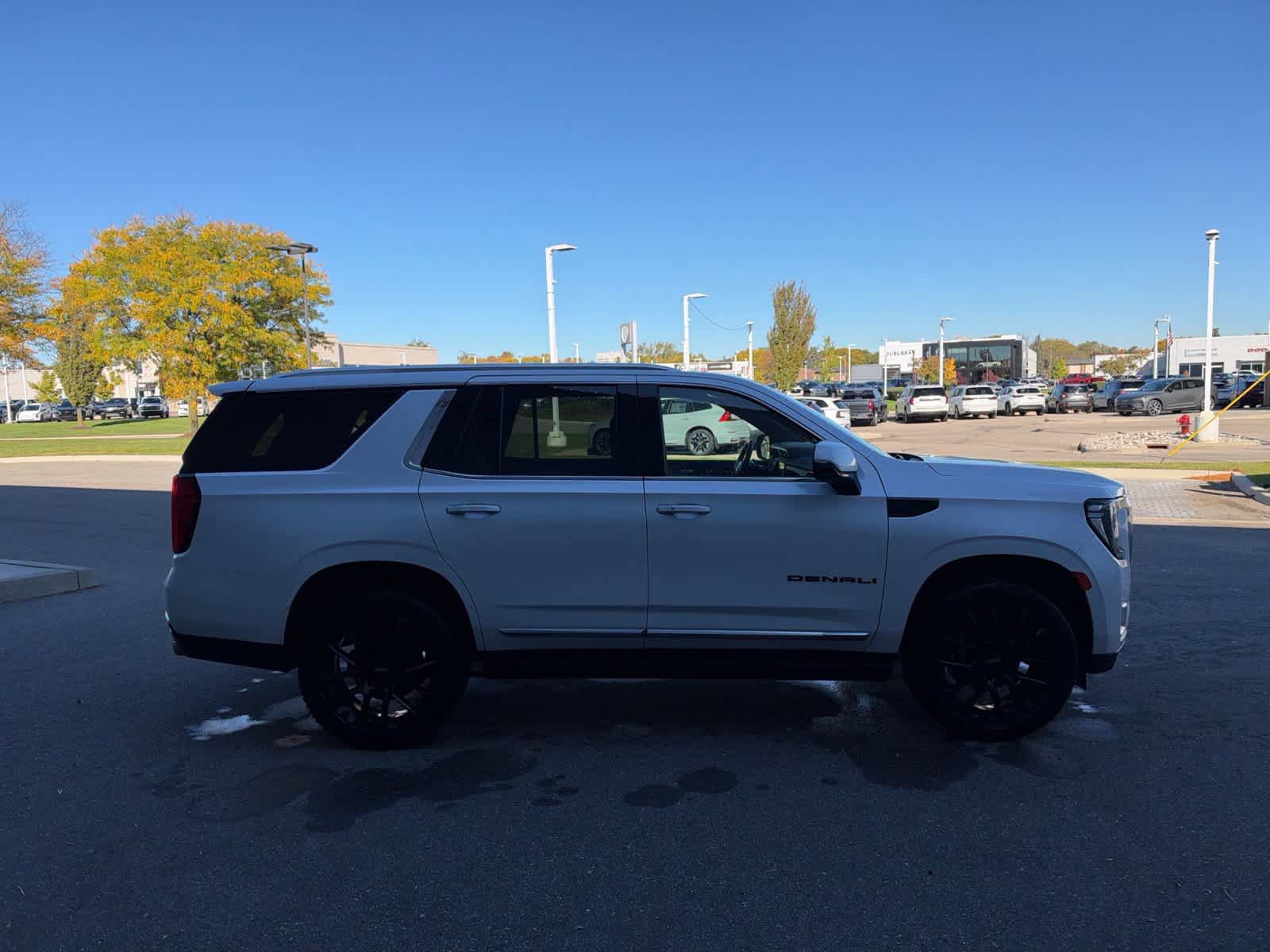 Used 2023 GMC Yukon Denali w/ Max Trailering Package AWD/4WD image 6