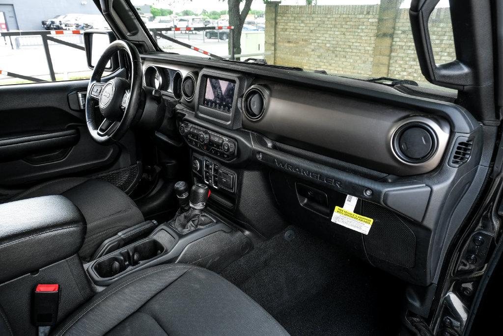 Used 2021 Jeep Wrangler Unlimited Sport AWD/4WD image 24