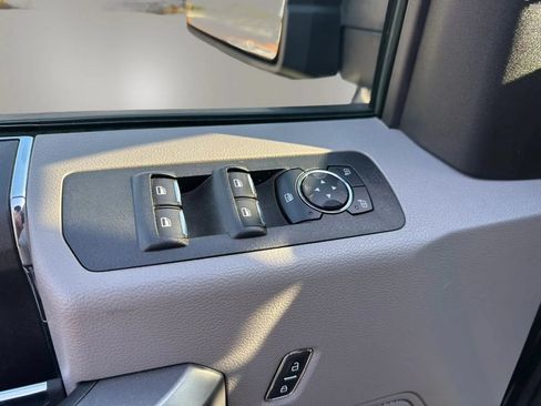 Used 2019 Ford F150 XLT AWD/4WD image 14