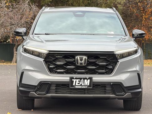 Used 2025 Honda CR-V Sport image 9