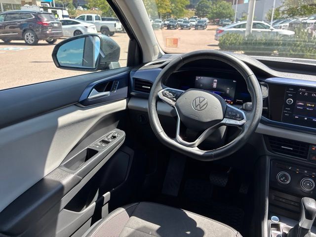 Used 2022 Volkswagen Taos SE AWD/4WD image 17
