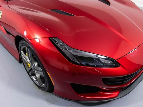 Certified 2019 Ferrari Portofino image 12