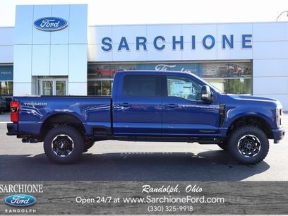 New 2026 Ford F350 Platinum w/ Tremor Off-Road Package