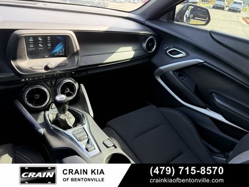 Used 2017 Chevrolet Camaro LT image 24