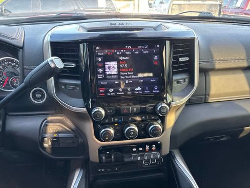 Used 2019 RAM 2500 Laramie w/ Night Edition AWD/4WD image 8