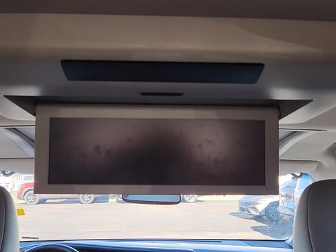 Used 2016 Toyota Sienna XLE image 20