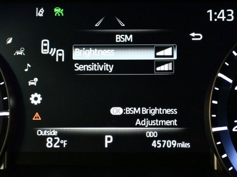 Used 2022 Toyota Highlander Limited image 53