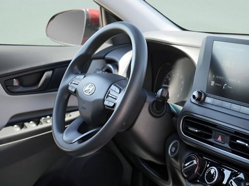Certified 2023 Hyundai Kona SEL AWD/4WD image 12
