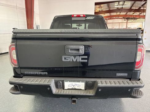Used 2016 GMC Sierra 1500 SLT w/ All-Terrain Package AWD/4WD image 5