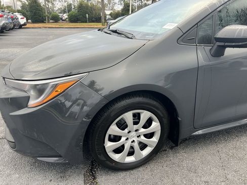 Used 2025 Toyota Corolla LE image 6