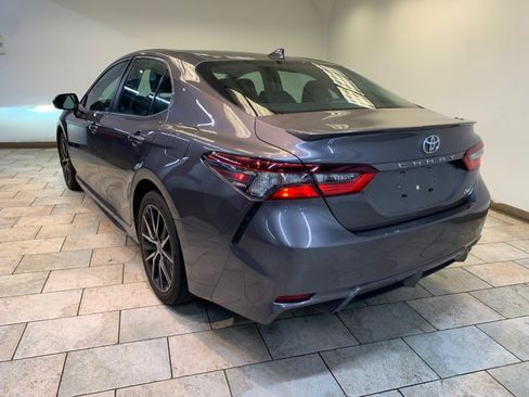 Used 2023 Toyota Camry SE FWD image 10