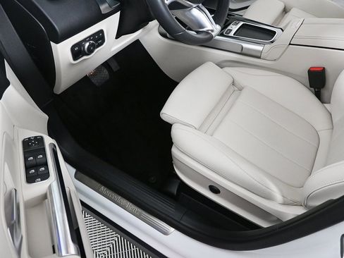 Certified 2025 Mercedes-Benz GLB 250 GLB 250 image 7