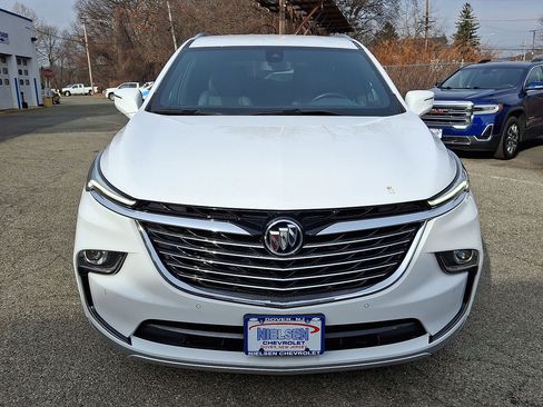 Certified 2024 Buick Enclave Essence image 29