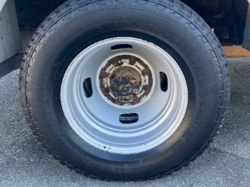 Used 2011 Ford F350 XL image 34