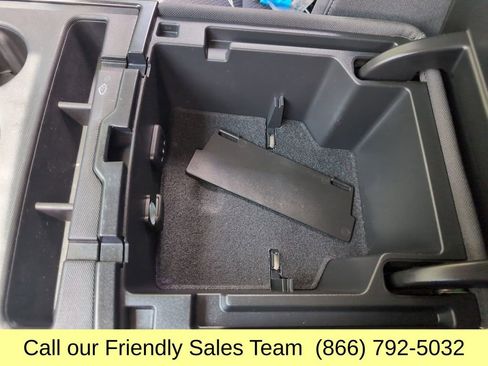 Used 2018 GMC Sierra 1500 SLE w/ SLE Value Package AWD/4WD image 27