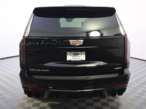 New 2026 Cadillac Escalade V AWD/4WD image 5
