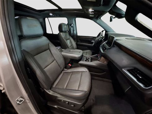 Used 2024 Chevrolet Tahoe High Country w/ Advanced Technology Package AWD/4WD image 27