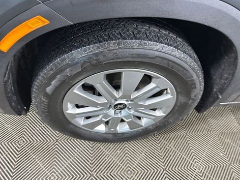 Used 2023 Hyundai Palisade SE image 10