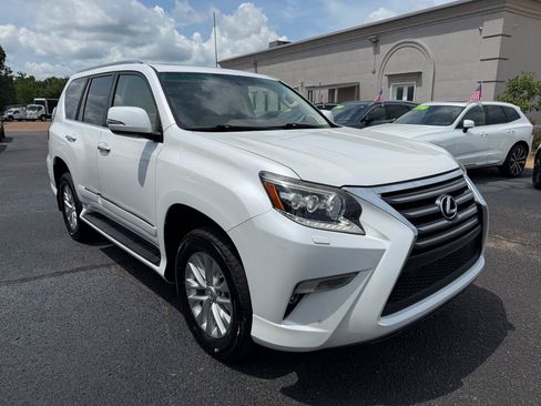 Used 2017 Lexus GX 460 Premium AWD/4WD image 4