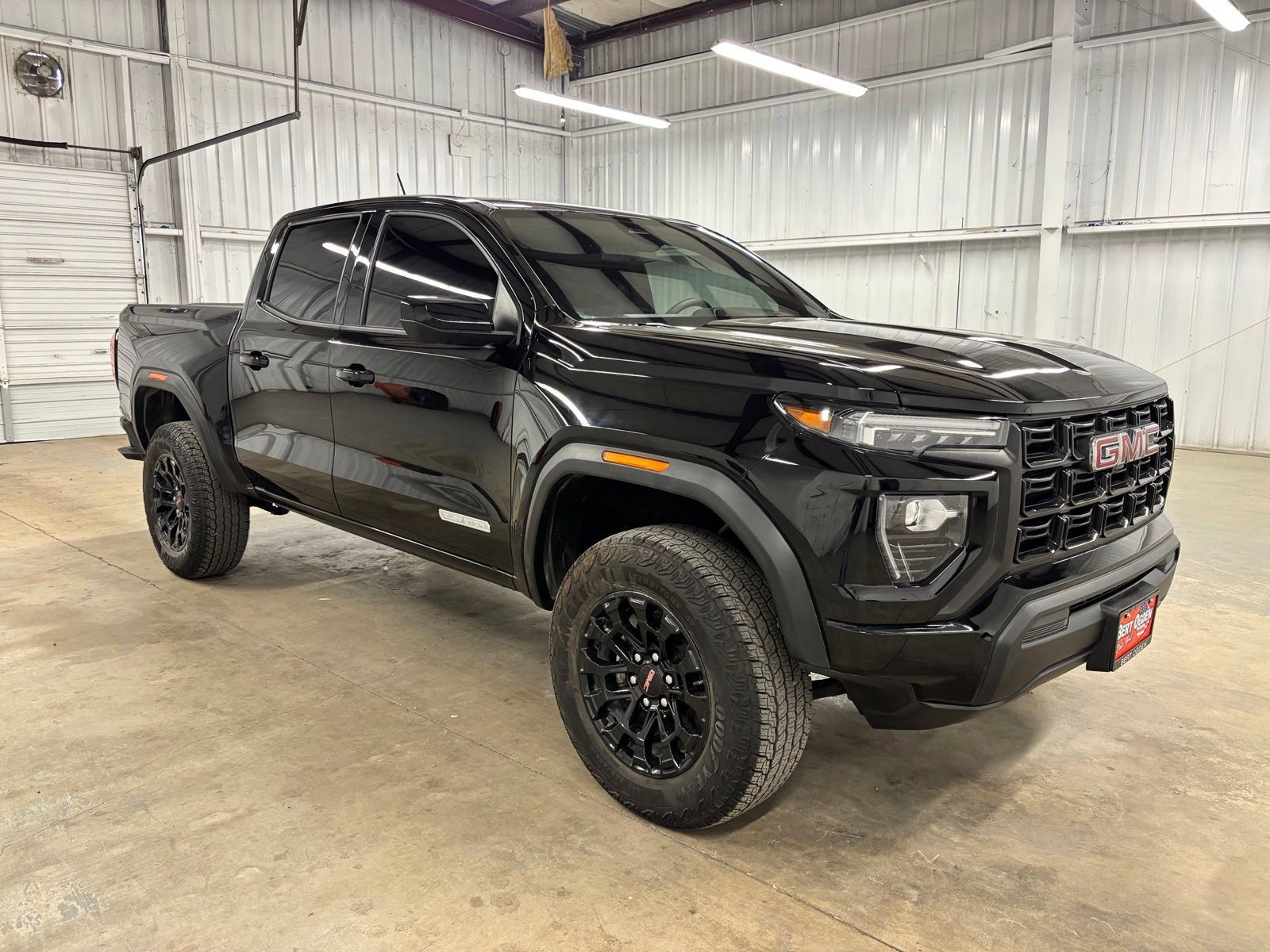 Used 2026 GMC Canyon Elevation RWD image 1