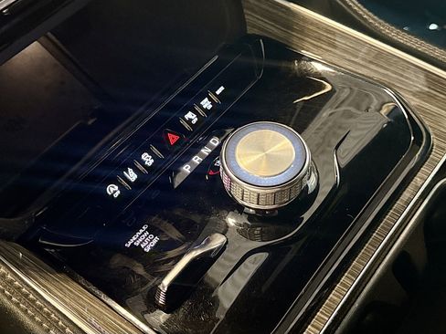 Used 2022 Jeep Wagoneer Series II image 25