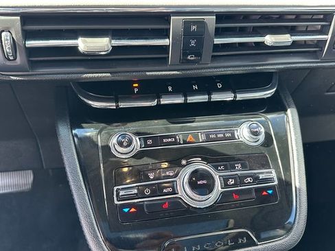 Used 2022 Lincoln Corsair Grand Touring image 27