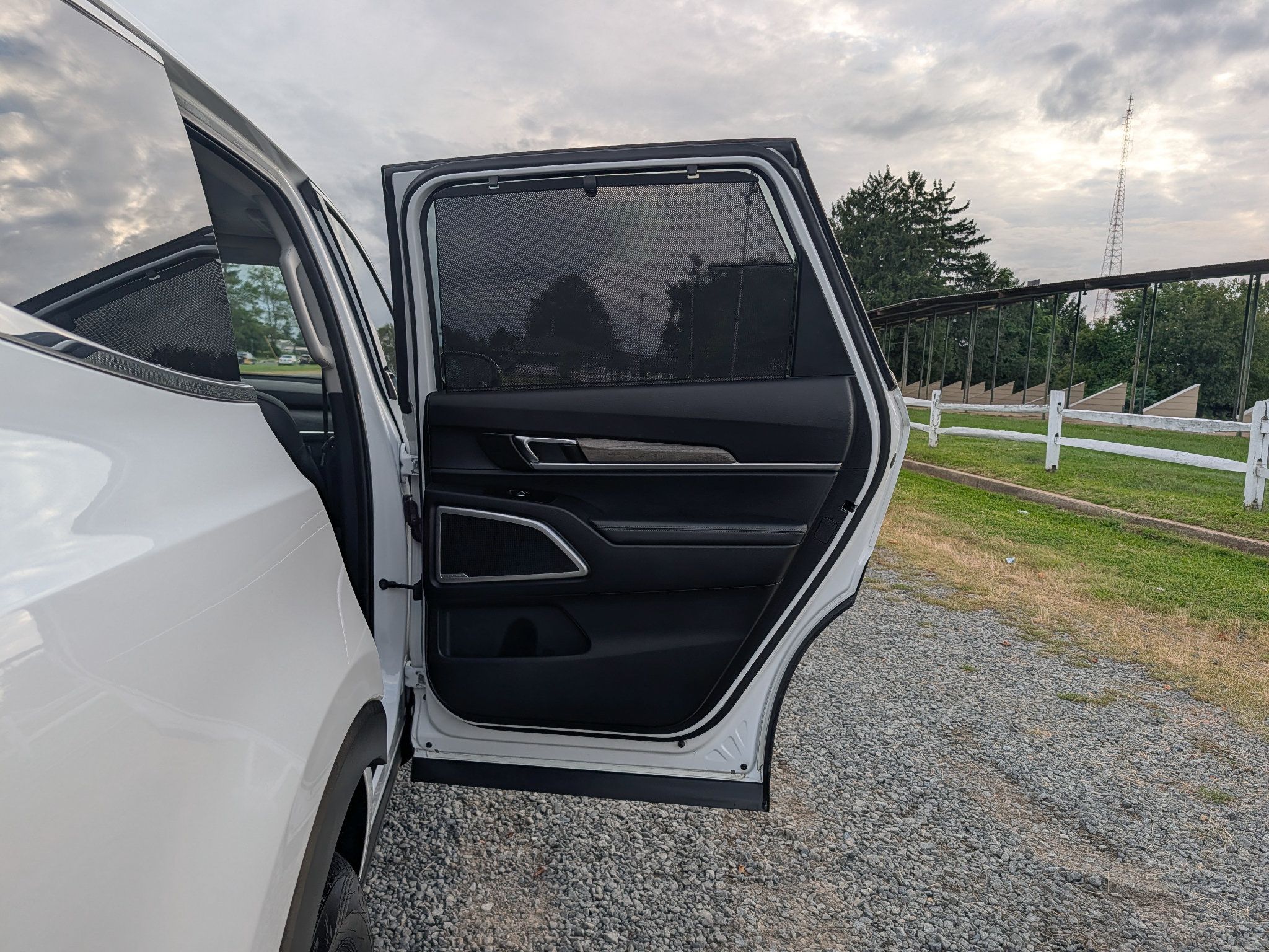 Used 2020 Kia Telluride EX AWD/4WD image 12