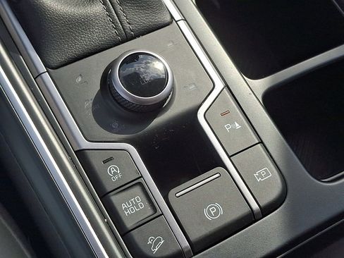 Certified 2025 Kia Sorento S w/ Panoramic Sunroof Package AWD/4WD image 27