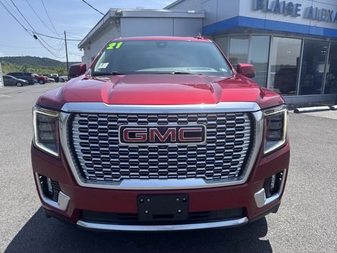 Used 2021 GMC Yukon Denali w/ Denali Ultimate Package AWD/4WD image 8