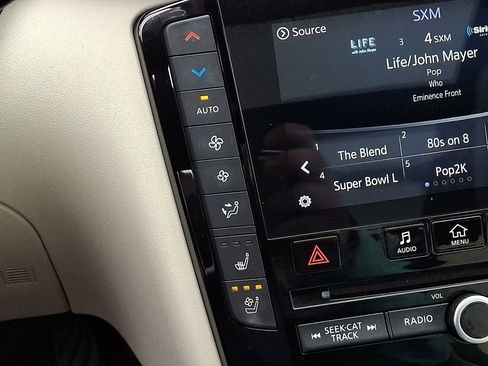 Used 2019 INFINITI QX50 Essential w/ Sensory Package image 17