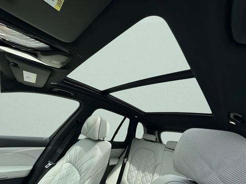 New 2026 BMW X5 xDrive40i AWD/4WD image 22
