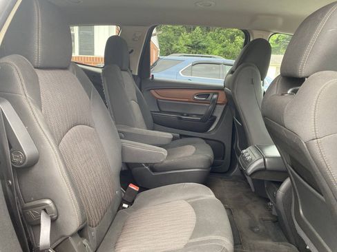 Used 2016 Chevrolet Traverse LT AWD/4WD image 21