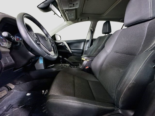 Used 2018 Toyota RAV4 XLE FWD image 20