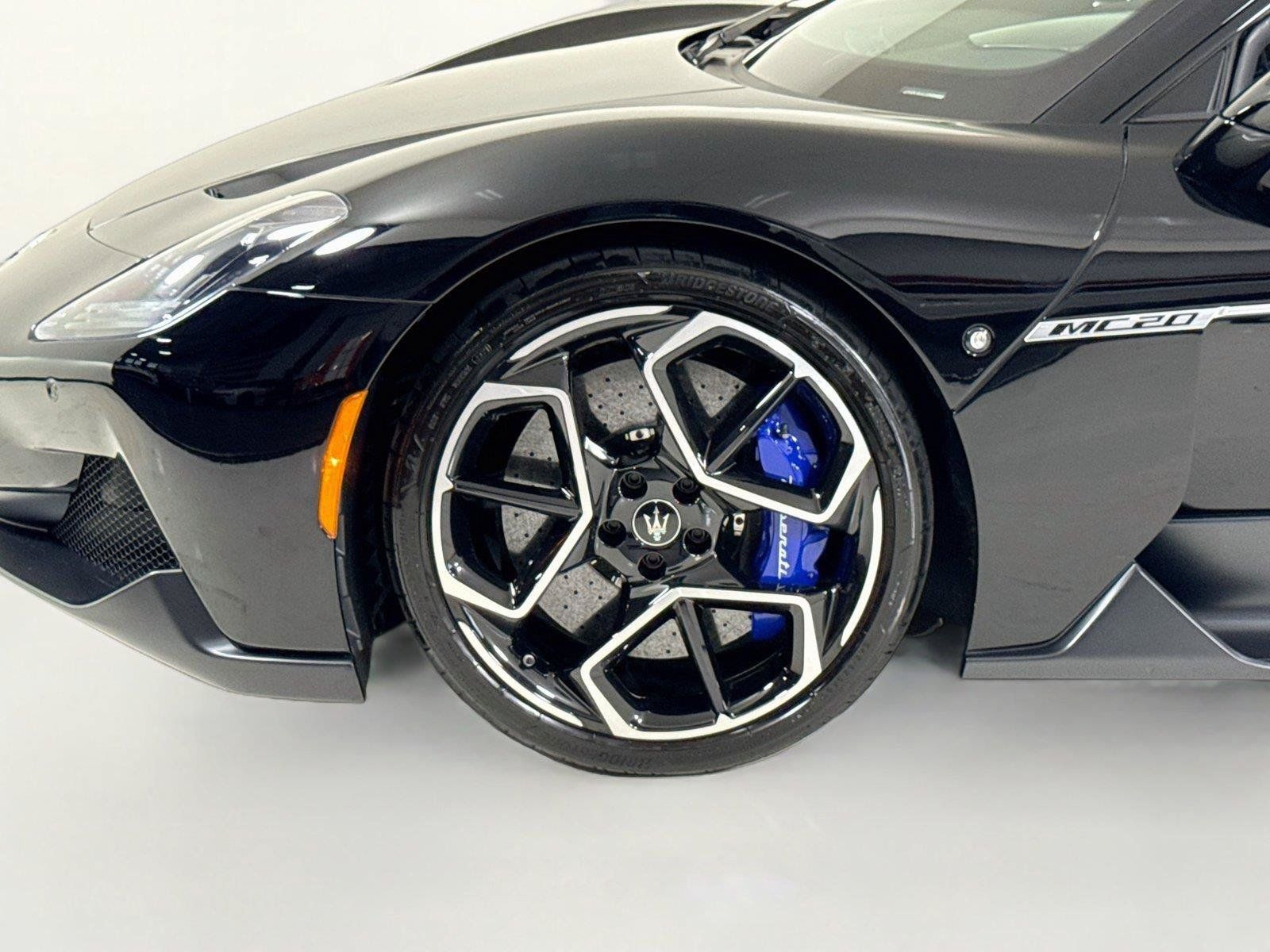 Used 2022 Maserati MC20 Coupe RWD image 38