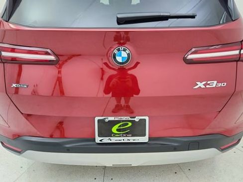 Used 2025 BMW X3 xDrive30i AWD/4WD image 11