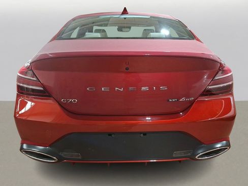 Used 2023 Genesis G70 3.3T image 5