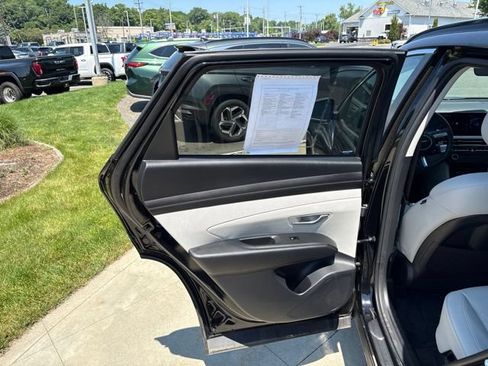 Used 2025 Hyundai Tucson SEL AWD/4WD image 31