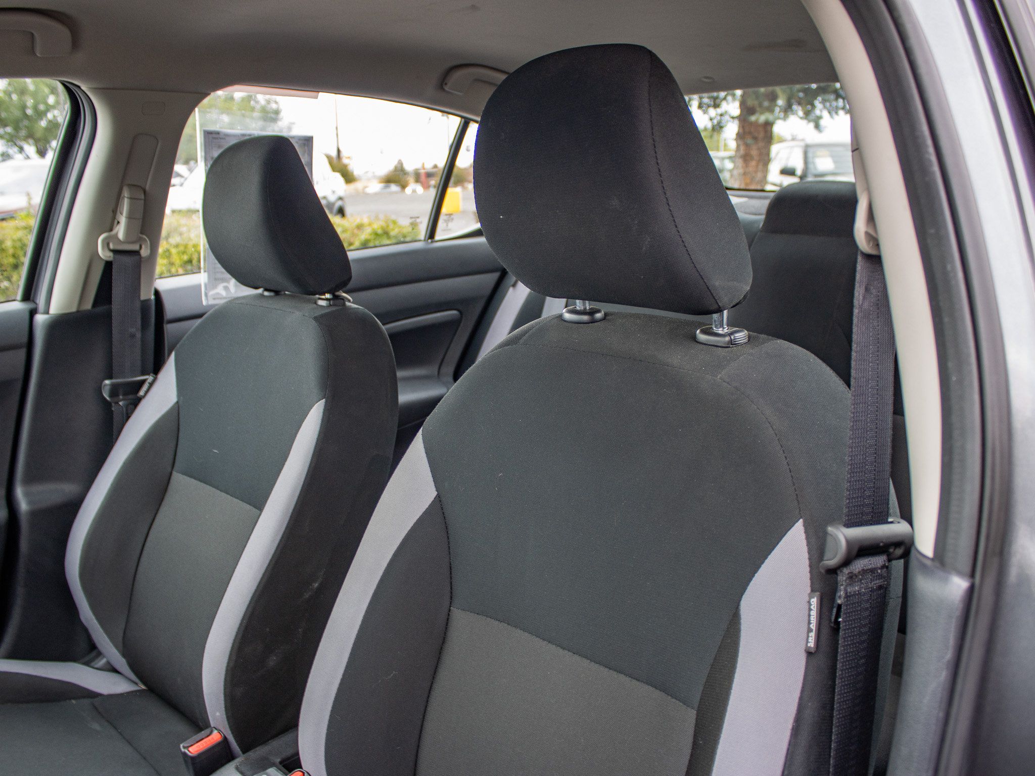 Used 2025 Nissan Versa S w/ Trunk Package FWD image 25