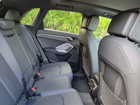 New 2025 Audi Q3 2.0T Premium image 21