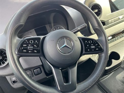 Used 2024 Mercedes-Benz Sprinter 2500 image 11
