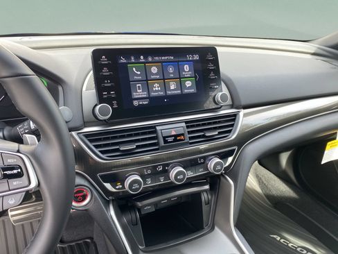 Certified 2022 Honda Accord Sport image 9