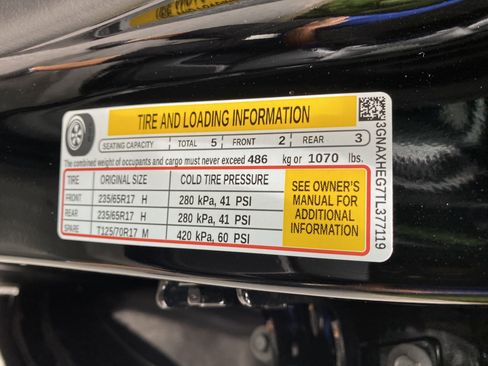Used 2026 Chevrolet Equinox LT w/ Convenience Package II FWD image 40