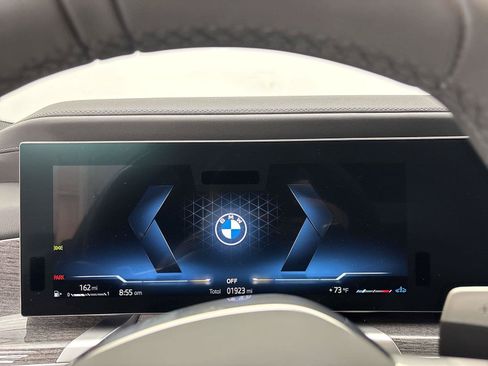 Used 2026 BMW 760i xDrive w/ Executive Package AWD/4WD image 28