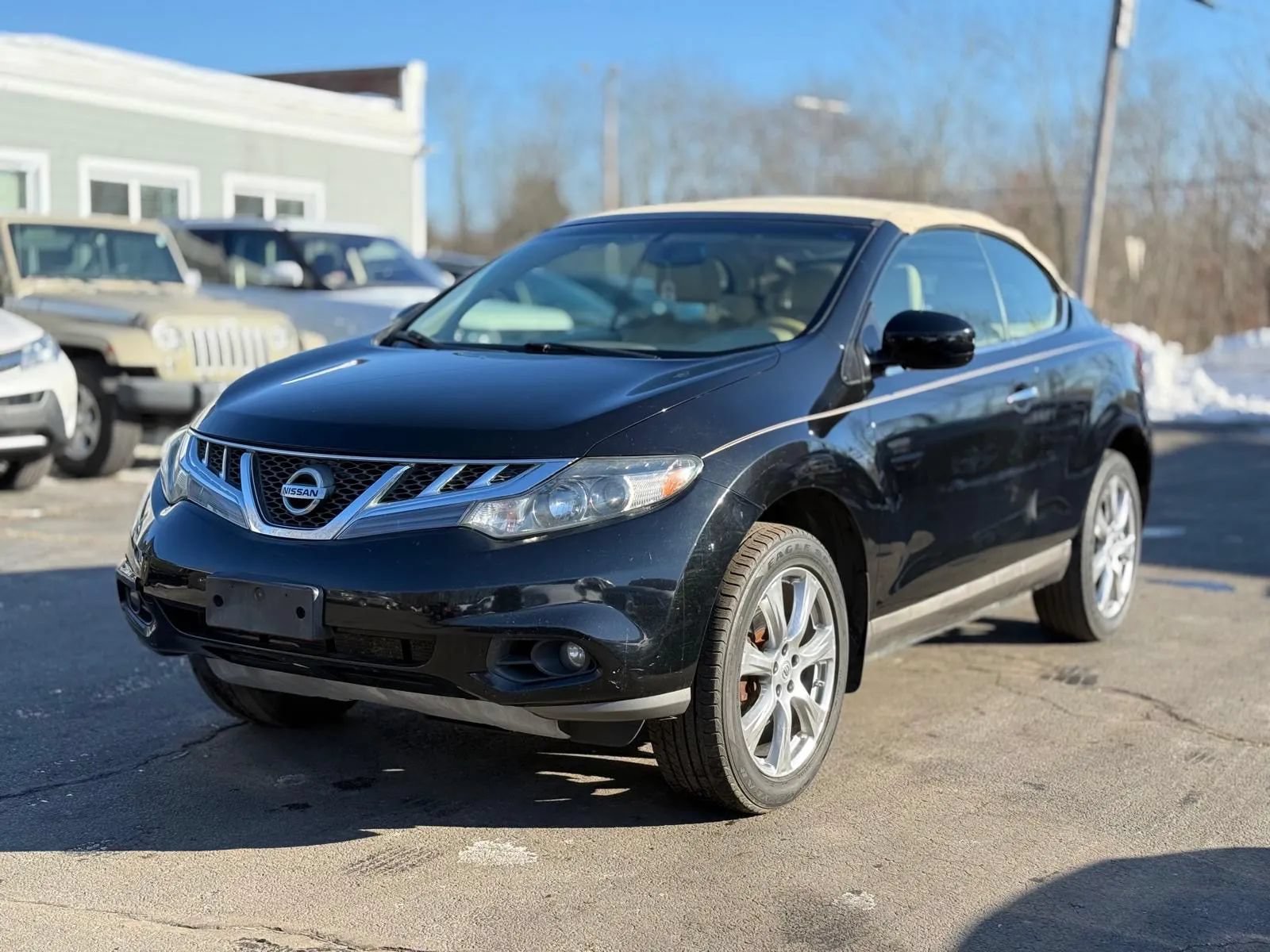 Used 2014 Nissan Murano CrossCabriolet w/ Navigation Package AWD/4WD image 3