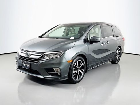 Used 2018 Honda Odyssey Elite image 3