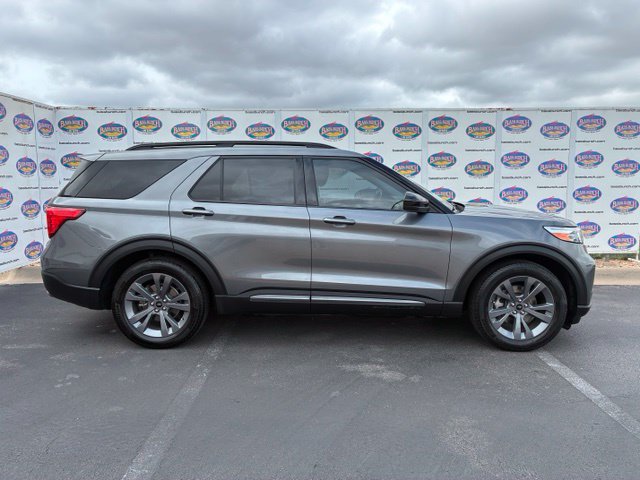 Certified 2023 Ford Explorer XLT w/ Equipment Group 202A RWD image 1