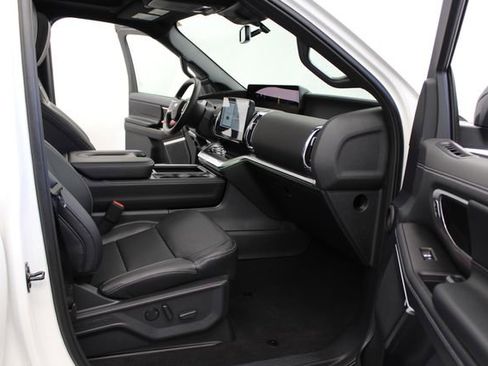 New 2026 Ford Expedition Max Platinum AWD/4WD image 35