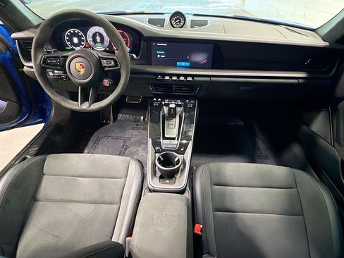 Used 2025 Porsche 911 Carrera 4 GTS image 14