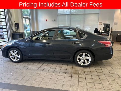 Used 2013 Nissan Altima 2.5 SV FWD image 5